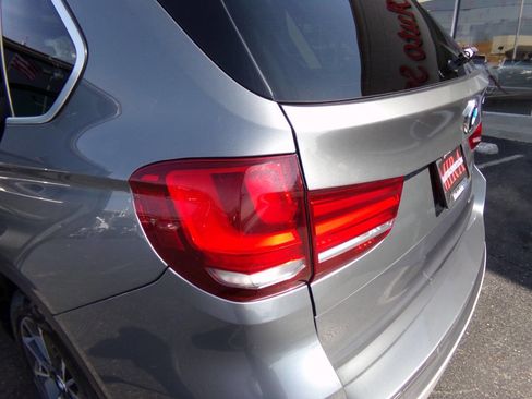 Used 2016 BMW X5 xDrive50i w/ Dynamic Handling Package image 16