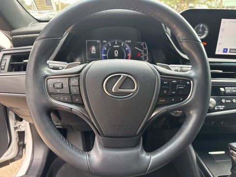 Certified 2023 Lexus ES 350 w/ Premium Package image 28