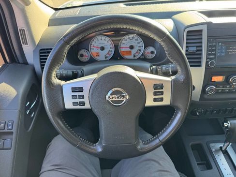 Used 2016 Nissan Frontier PRO-4X image 15