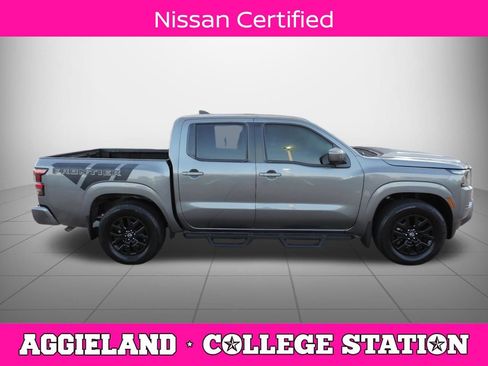 Certified 2023 Nissan Frontier SV w/ Graphics Package RWD image 2
