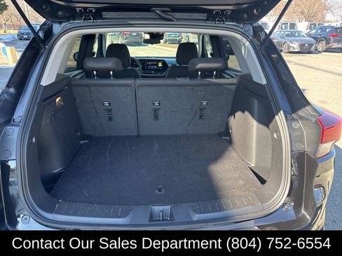 Used 2025 Chevrolet TrailBlazer LT w/ Driver Confidence Package image 13