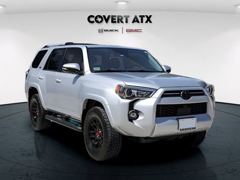 Used 2024 Toyota 4Runner SR5 Premium w/ Moonroof Package AWD/4WD image 8