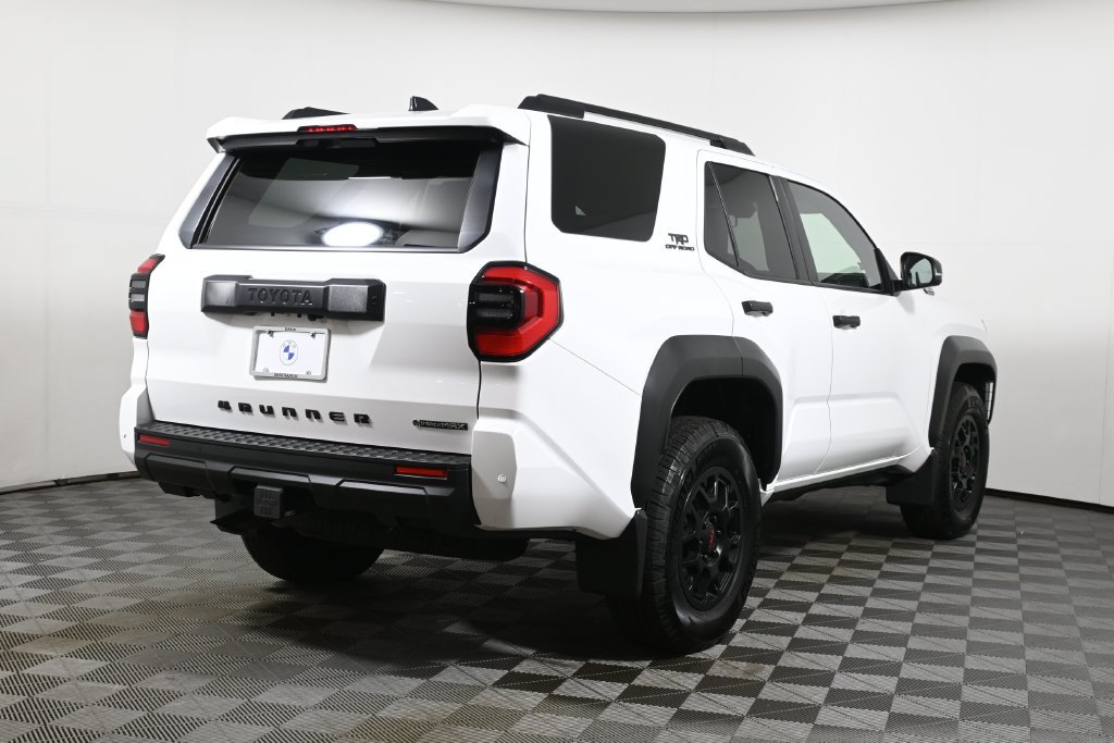 Used 2025 Toyota 4Runner TRD Off-Road AWD/4WD image 7