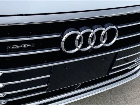 Used 2021 Audi A8 L 3.0T w/ Executive Plus Package image 29