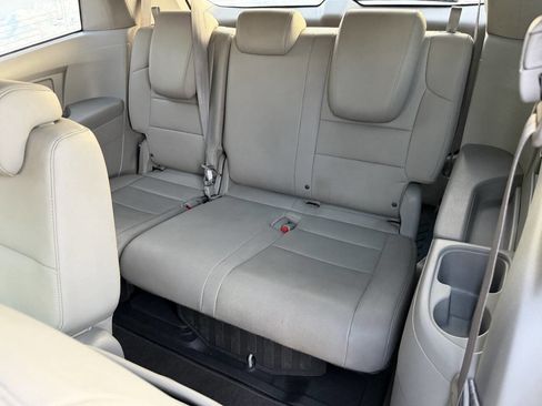 Used 2012 Honda Odyssey EX-L image 17