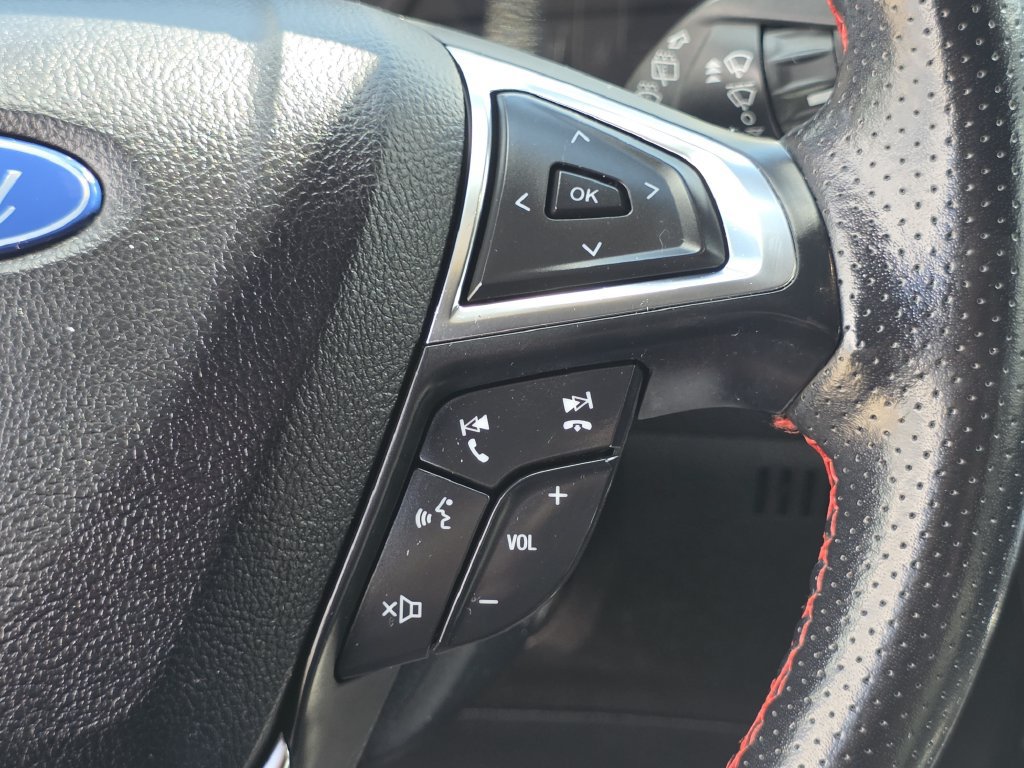 Used 2021 Ford Edge ST-Line AWD/4WD image 27