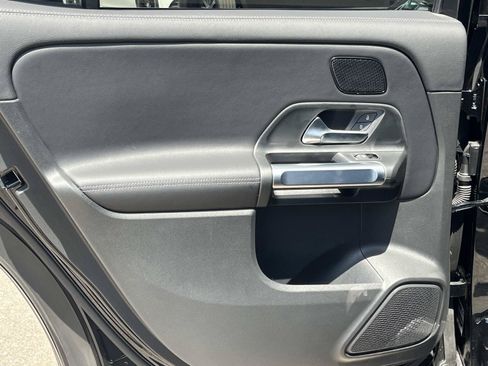 Used 2026 Mercedes-Benz GLB 250 image 21
