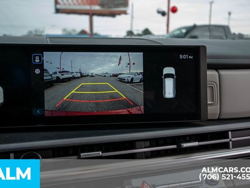 Used 2025 Hyundai Santa Fe SEL FWD image 18