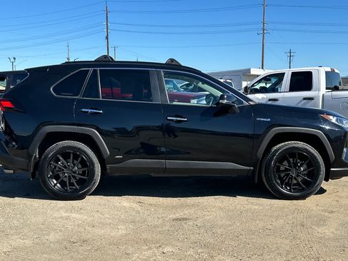 Used 2020 Toyota RAV4 Limited w/ All Weather Liner Package AWD/4WD image 3