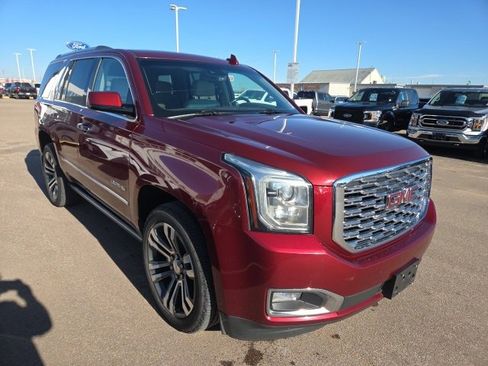 Used 2018 GMC Yukon Denali w/ Denali Ultimate Package image 6
