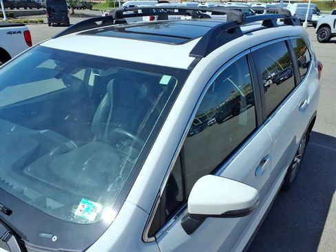 Used 2020 Subaru Ascent Limited w/ Technology Package image 4