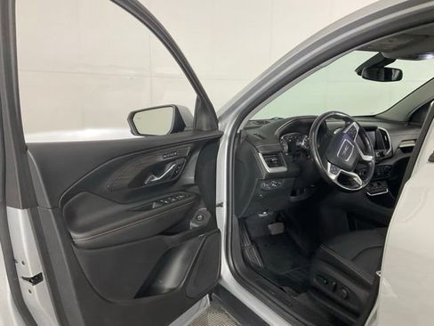 Used 2020 GMC Terrain SLT w/ Preferred Package AWD/4WD image 24