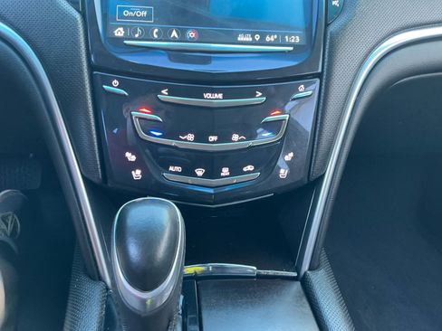 Used 2019 Cadillac XTS Luxury image 11