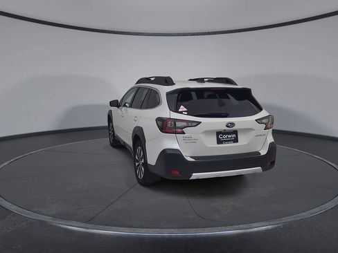 Used 2025 Subaru Outback Limited AWD/4WD image 12