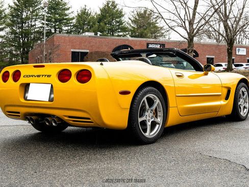 Used 2001 Chevrolet Corvette Convertible w/ Preferred Equipment Group2 image 8