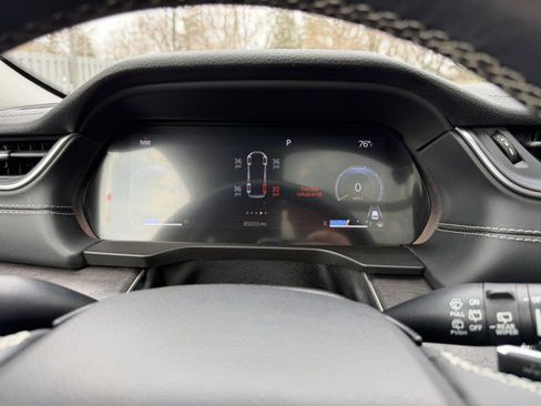 Used 2022 Jeep Grand Cherokee L Limited w/ Trailer Tow Group (B) image 9