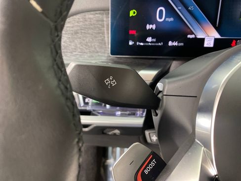 Used 2024 BMW 760i xDrive image 18