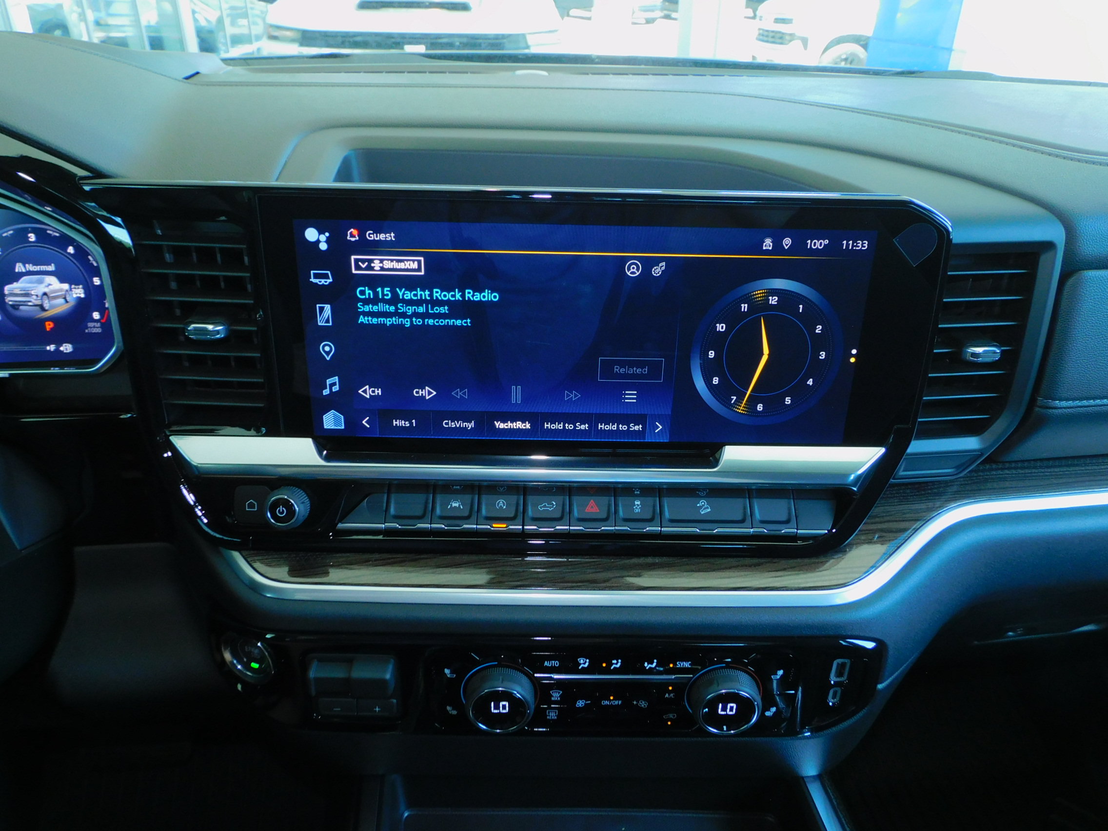 New 2026 Chevrolet Silverado 1500 RST AWD/4WD image 6
