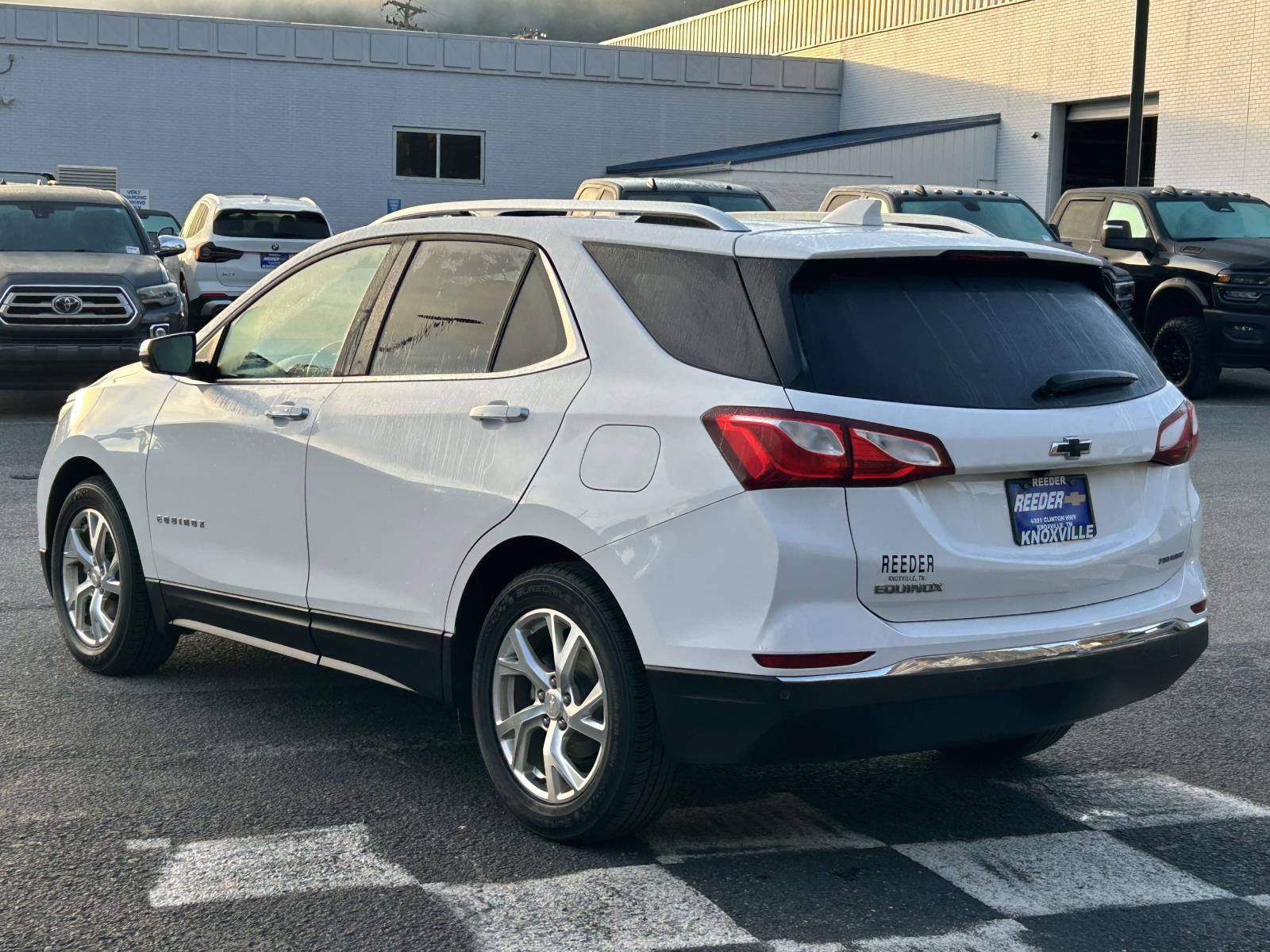 Used 2020 Chevrolet Equinox Premier FWD image 5