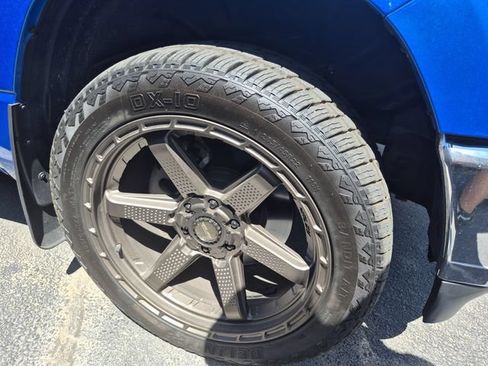 Used 2022 RAM 1500 Big Horn AWD/4WD image 6
