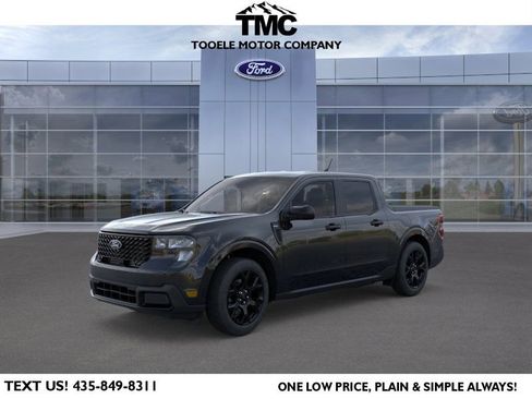 New 2025 Ford Maverick XLT w/ XLT Luxury Package AWD/4WD image 1