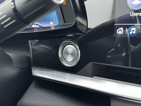 Used 2021 Chevrolet Corvette Stingray Preferred Cpe w/ Z51 Performance Package image 27