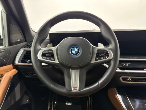 Used 2024 BMW X5 xDrive50e w/ M Sport Package AWD/4WD image 30