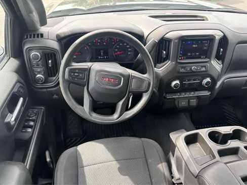 Used 2020 GMC Sierra 1500 4x4 Crew Cab w/ Sierra Value Package image 15