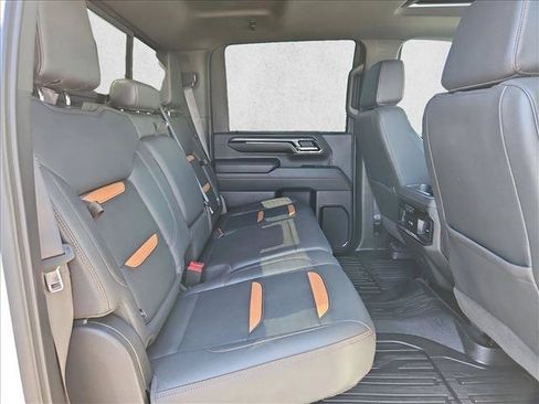 Used 2024 GMC Sierra 2500 AT4 w/ AT4 Premium Plus Package AWD/4WD image 24