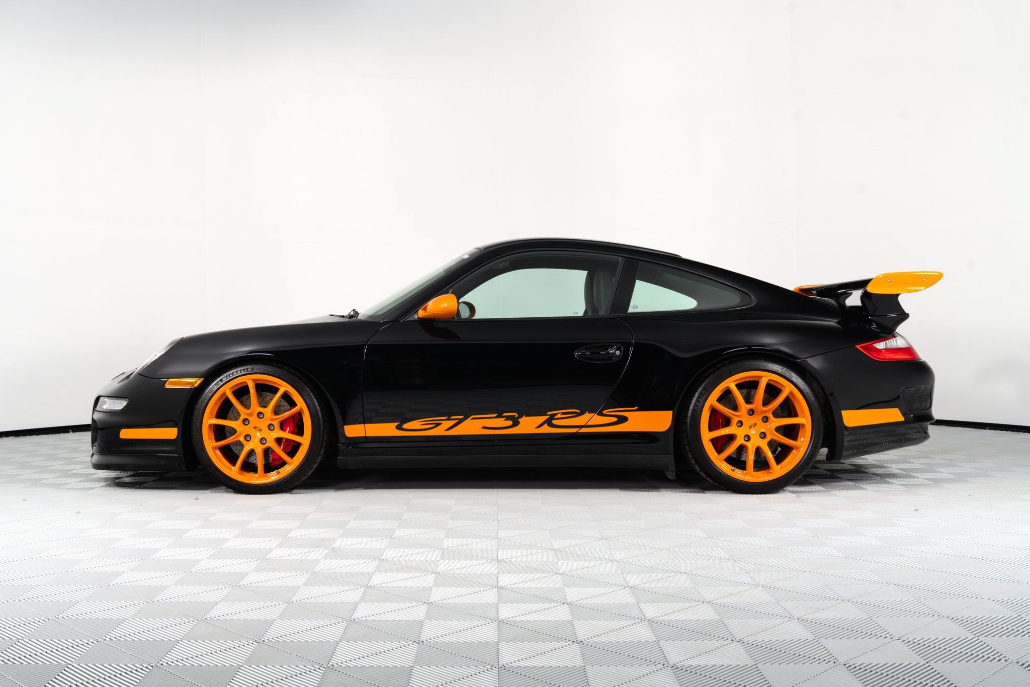 Used 2007 Porsche 911 GT3 RS RWD image 15