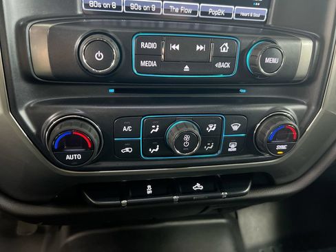 Used 2018 Chevrolet Silverado 1500 LT w/ All Star Edition AWD/4WD image 16