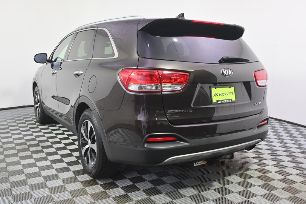 Used 2017 Kia Sorento EX AWD/4WD image 4