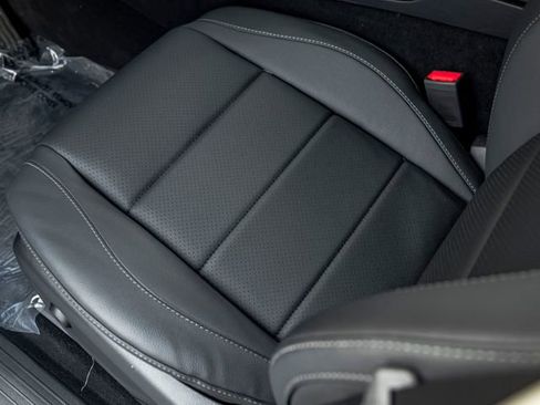 Used 2025 Mercedes-Benz GLE 350 4MATIC image 15