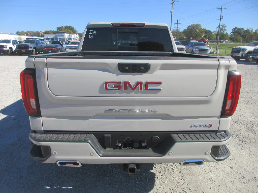 New 2026 GMC Sierra 1500 AT4 w/ AT4 Premium Package AWD/4WD image 5