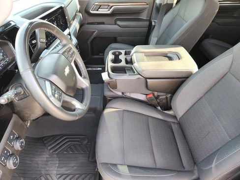 Used 2025 Chevrolet Silverado 1500 LT w/ Z71 Off-Road Package image 19