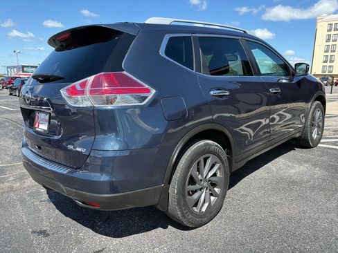 Used 2016 Nissan Rogue SL w/ SL Premium Package image 4