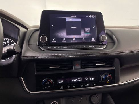 Used 2023 Nissan Rogue SV image 23