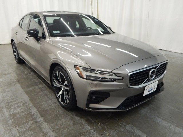 Used 2019 Volvo S60 T6 R-Design AWD/4WD image 8