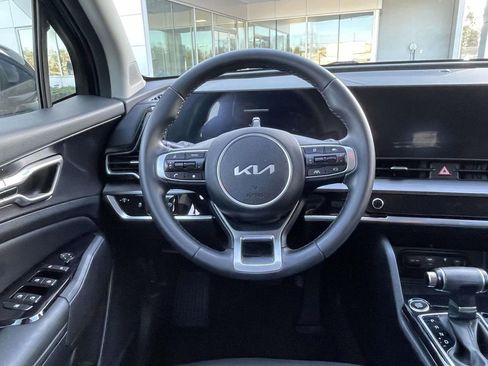 Used 2023 Kia Sportage EX image 12