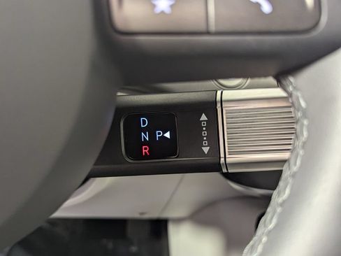 Certified 2025 Hyundai Kona SEL FWD image 21