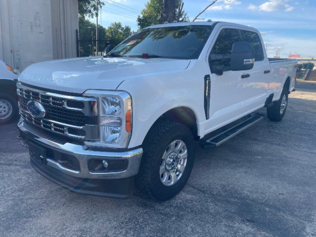 Used 2024 Ford F250 XLT w/ 360-Degree Camera Package AWD/4WD image 2