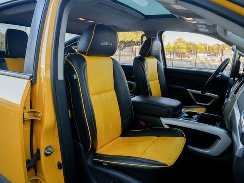 Used 2018 Nissan Titan PRO-4X w/ Pro-4x Convenience Package image 39