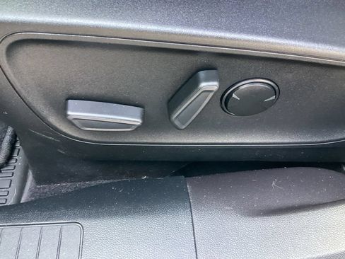 Used 2023 Ford Escape Active w/ Tech Pack #1 AWD/4WD image 18