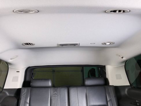 Used 2007 Cadillac Escalade AWD w/ Information Package image 65