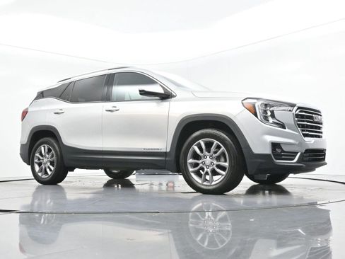 Used 2022 GMC Terrain SLT AWD/4WD image 42