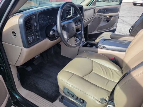 Used 2002 Chevrolet Avalanche 2WD image 15