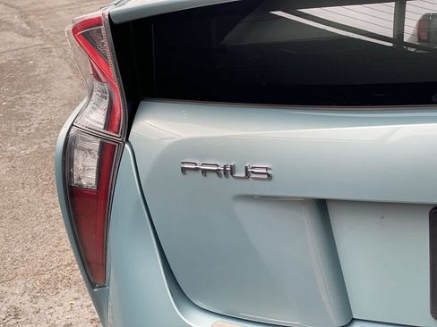 Used 2016 Toyota Prius Four w/ Advanced Technology Package FWD image 10