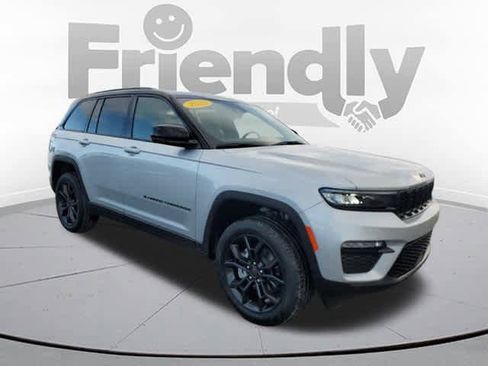 New 2025 Jeep Grand Cherokee Limited image 7