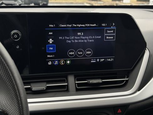 Used 2024 Chevrolet Trax LS w/ LS Convenience Package image 27