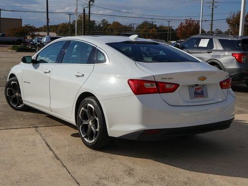 Used 2023 Chevrolet Malibu LT image 2